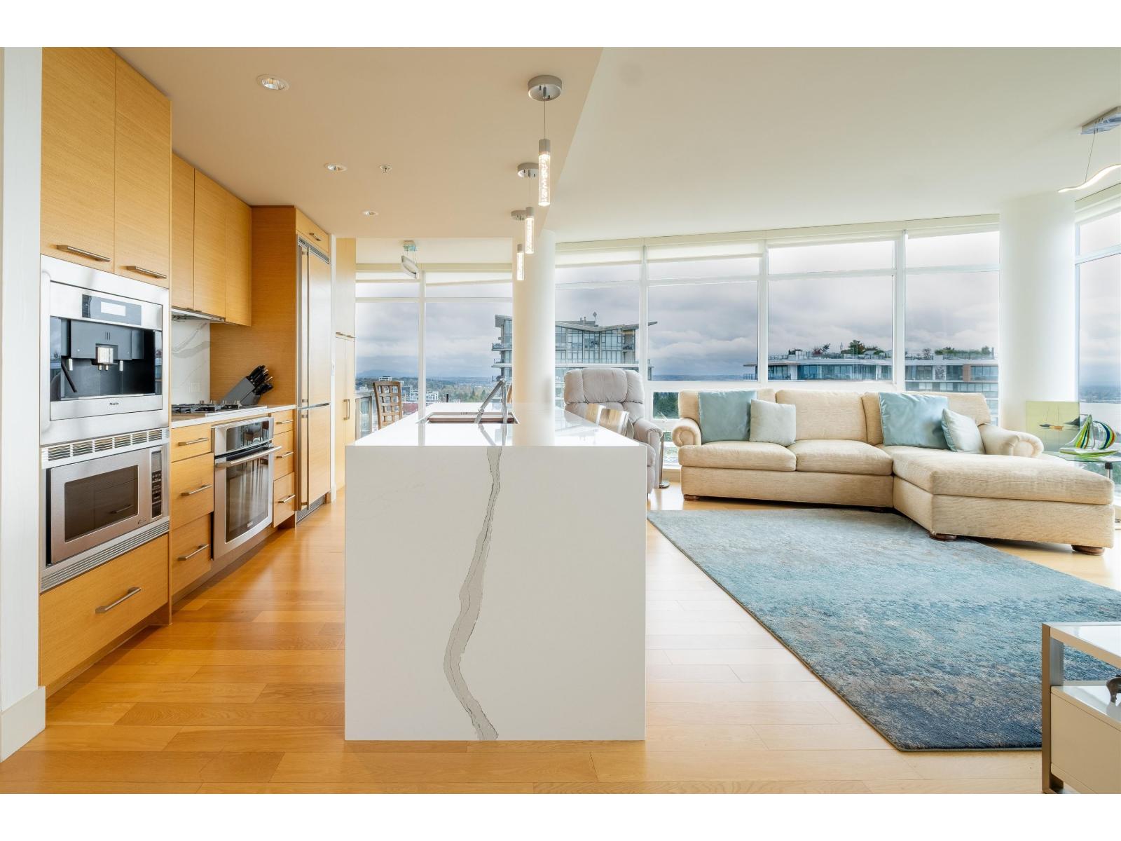 1301 1473 JOHNSTON ROAD, White Rock