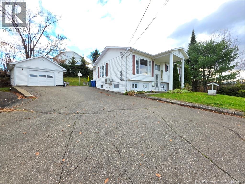 219 VICTORIA STREET - 1