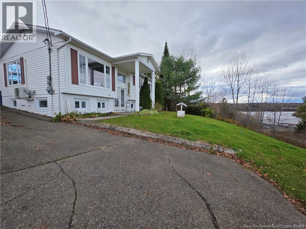 219 VICTORIA STREET - 3