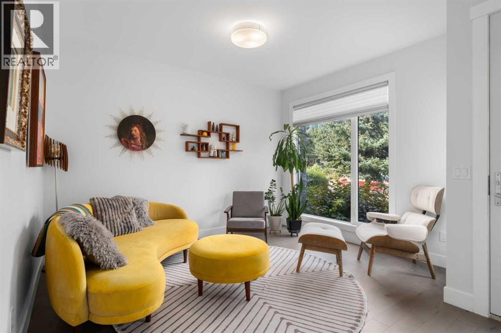 Single Family House for Sale in   Avenue SW Richmond Calgary 