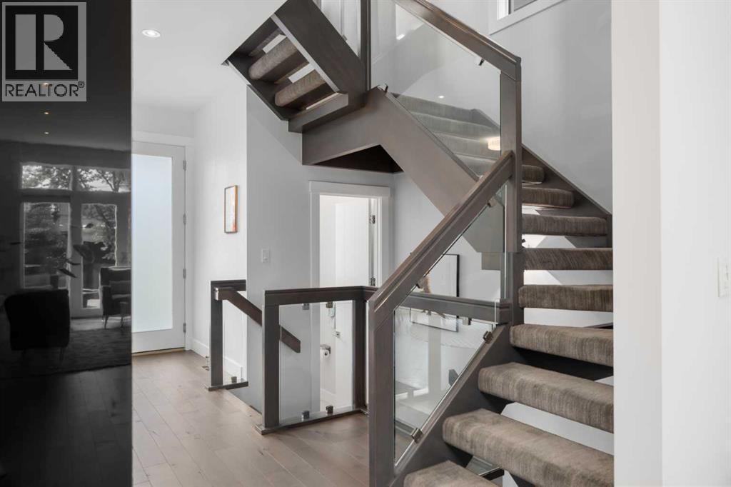 Single Family House for Sale in   Avenue SW Richmond Calgary 