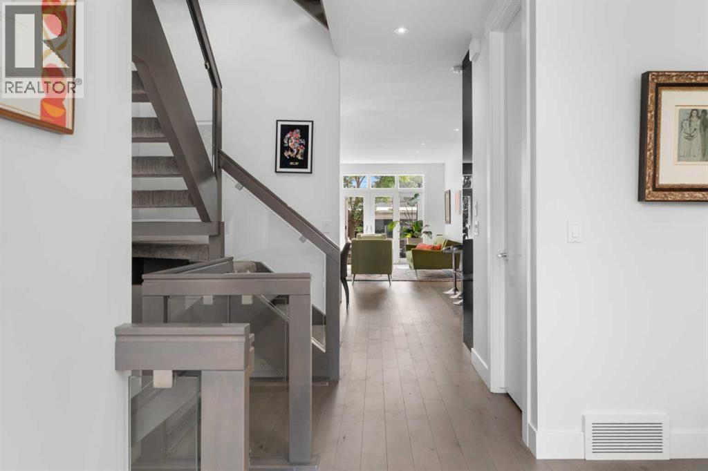 Single Family House for Sale in   Avenue SW Richmond Calgary 