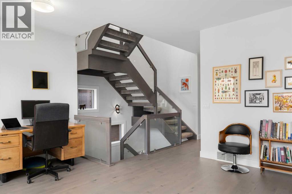 Single Family House for Sale in   Avenue SW Richmond Calgary 