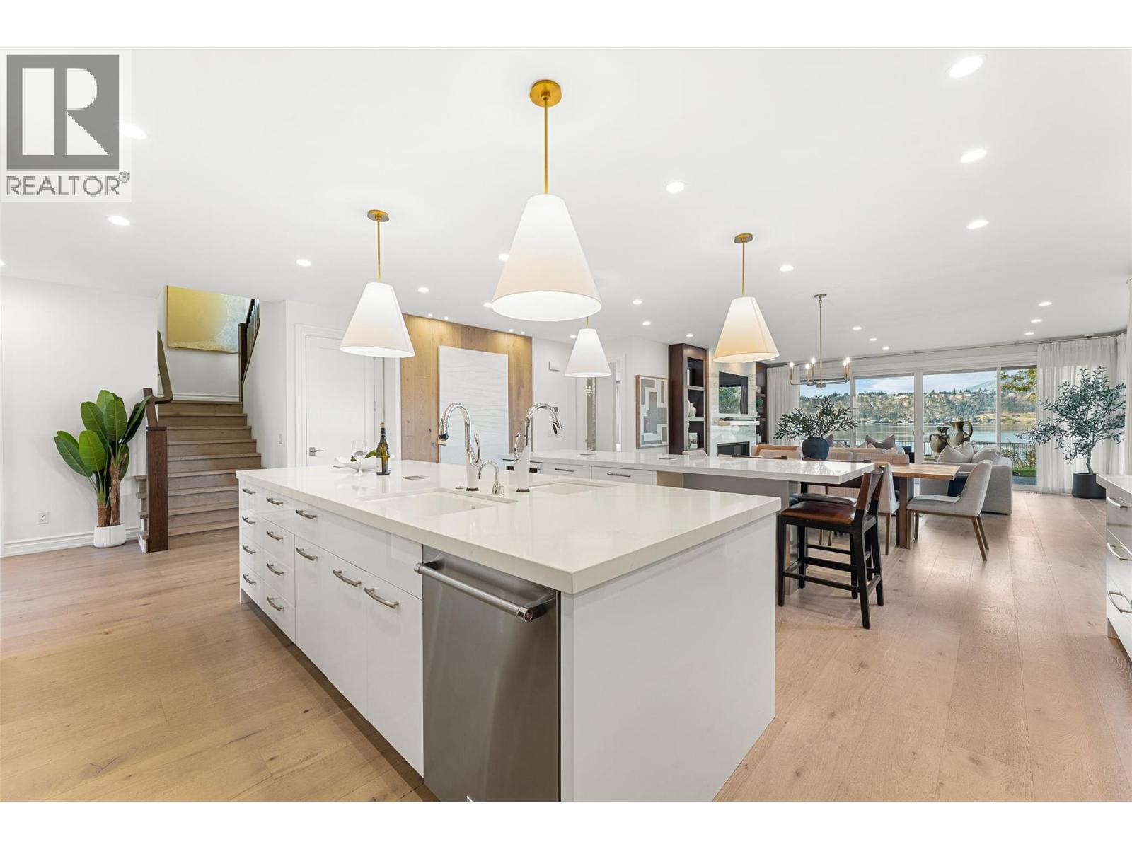 9 2368 Abbott Street, Kelowna