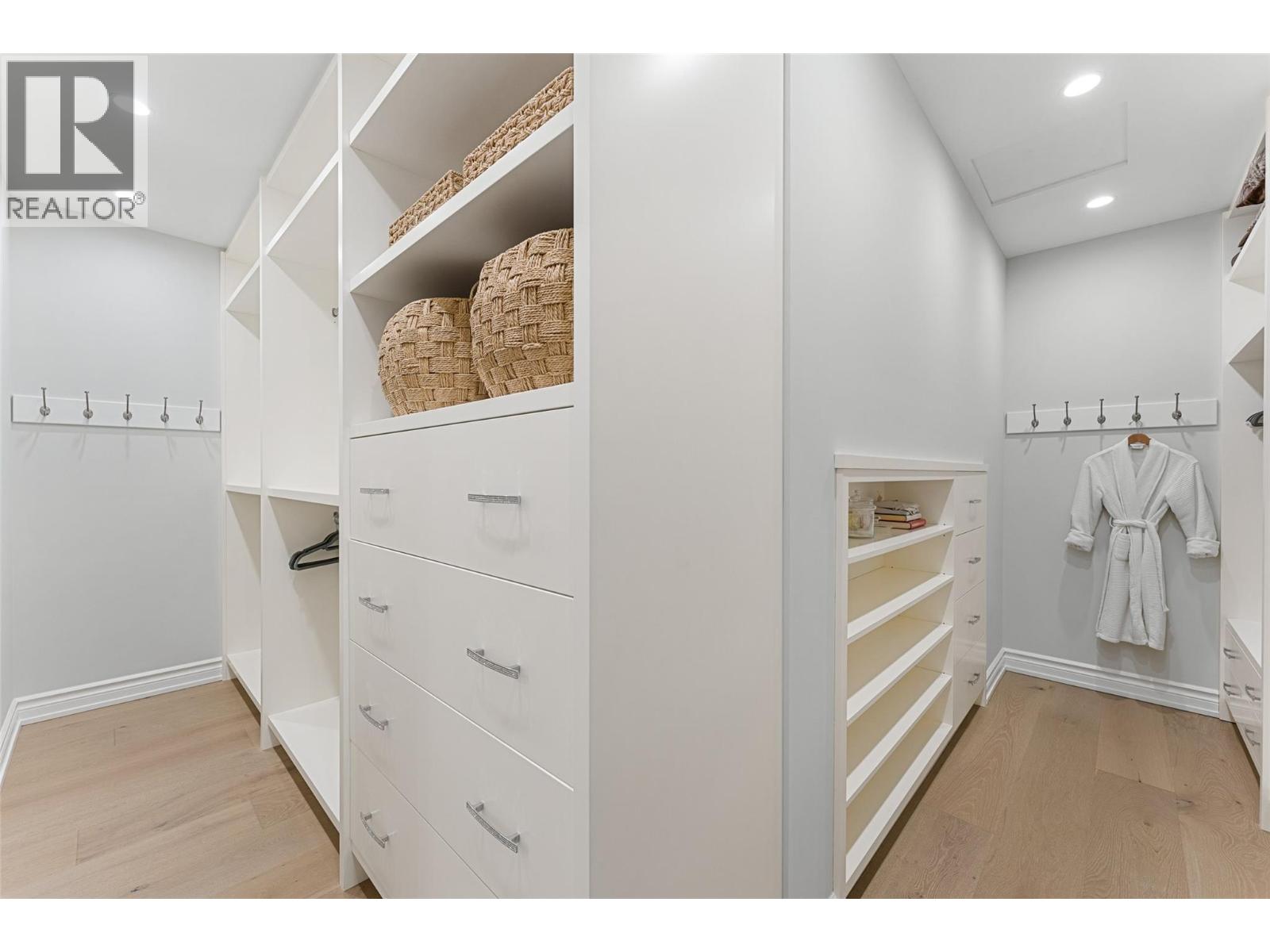 9 2368 Abbott Street, Kelowna