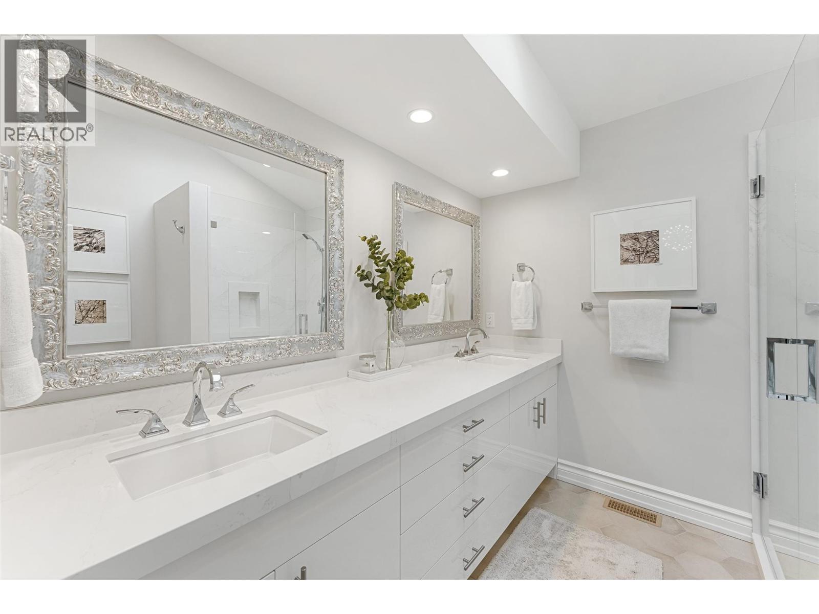 9 2368 Abbott Street, Kelowna