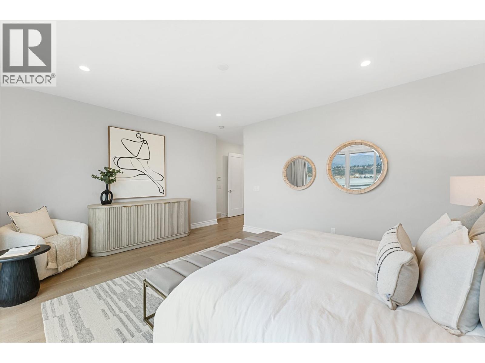 9 2368 Abbott Street, Kelowna