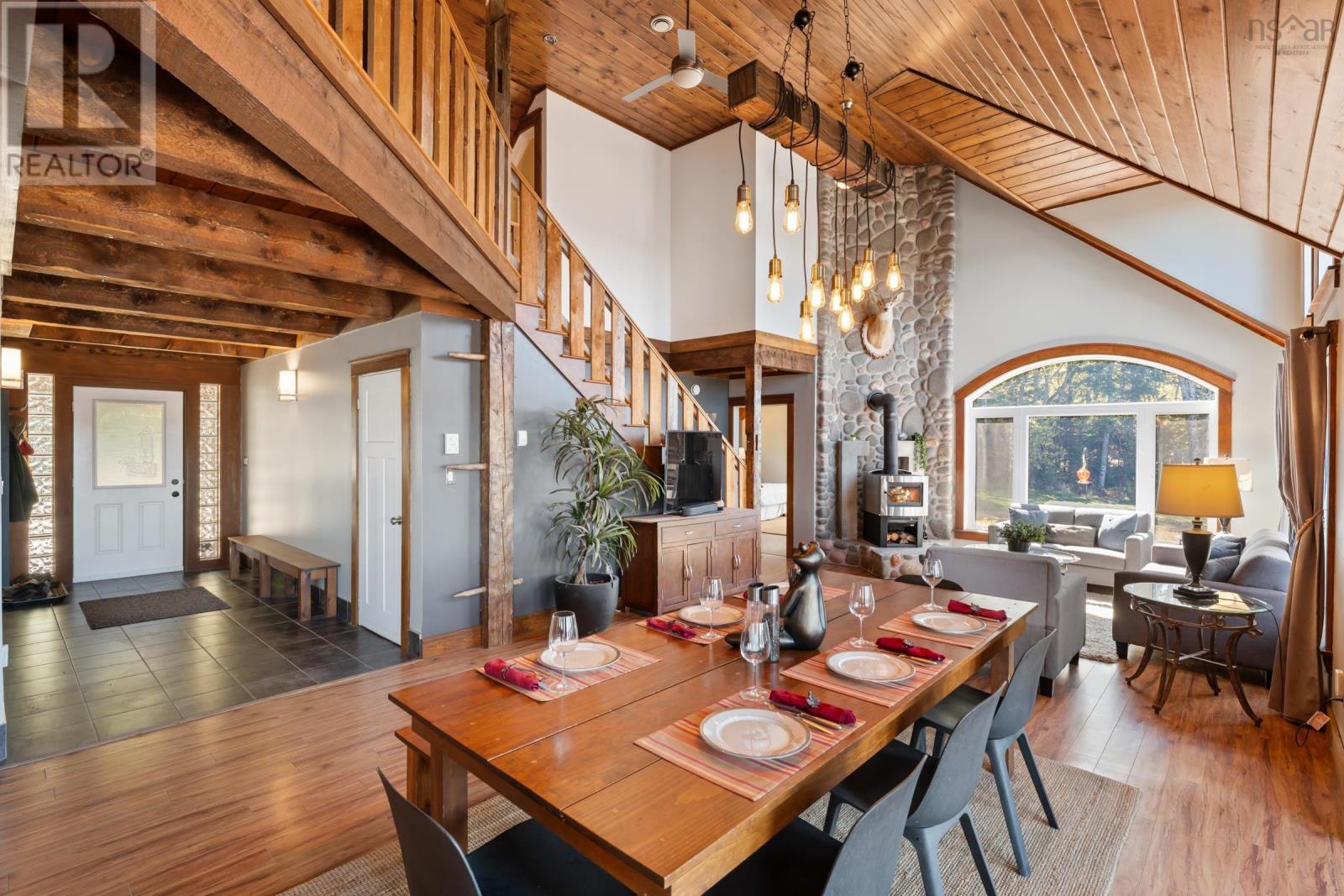 Property 16 of 45 of 141/143 Timberland Road