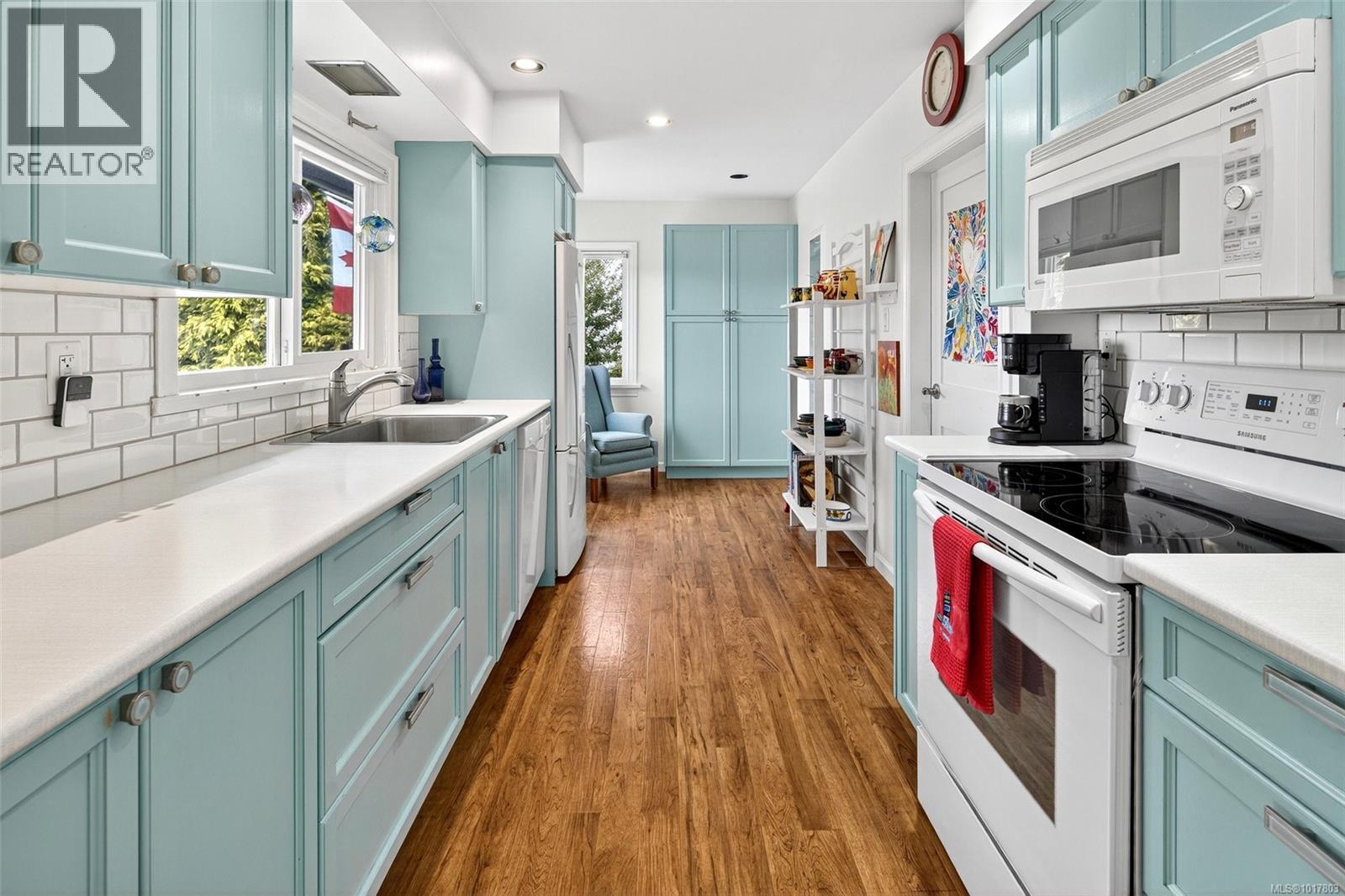  2783 Murray Drive, Saanich