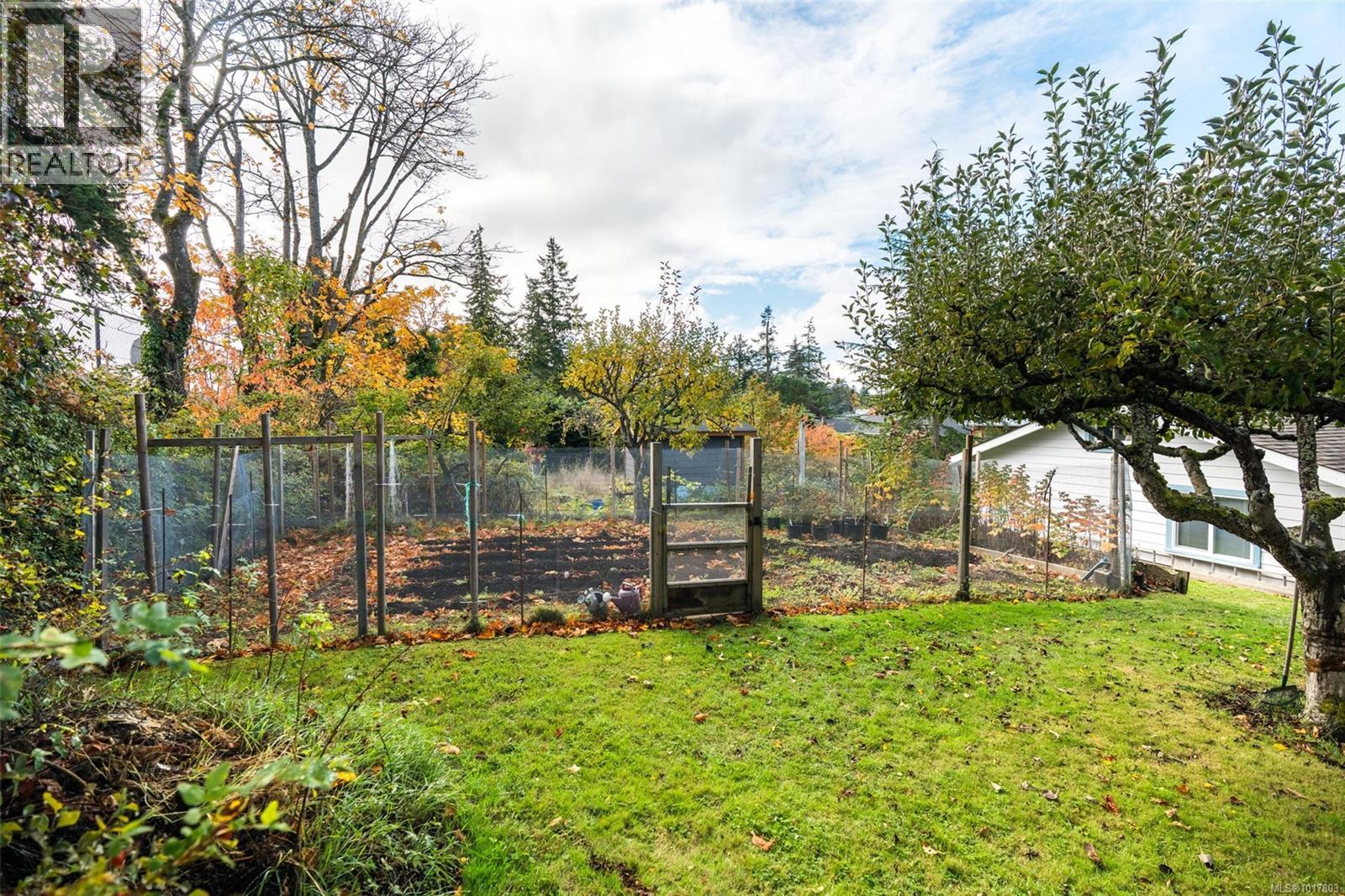  2783 Murray Drive, Saanich