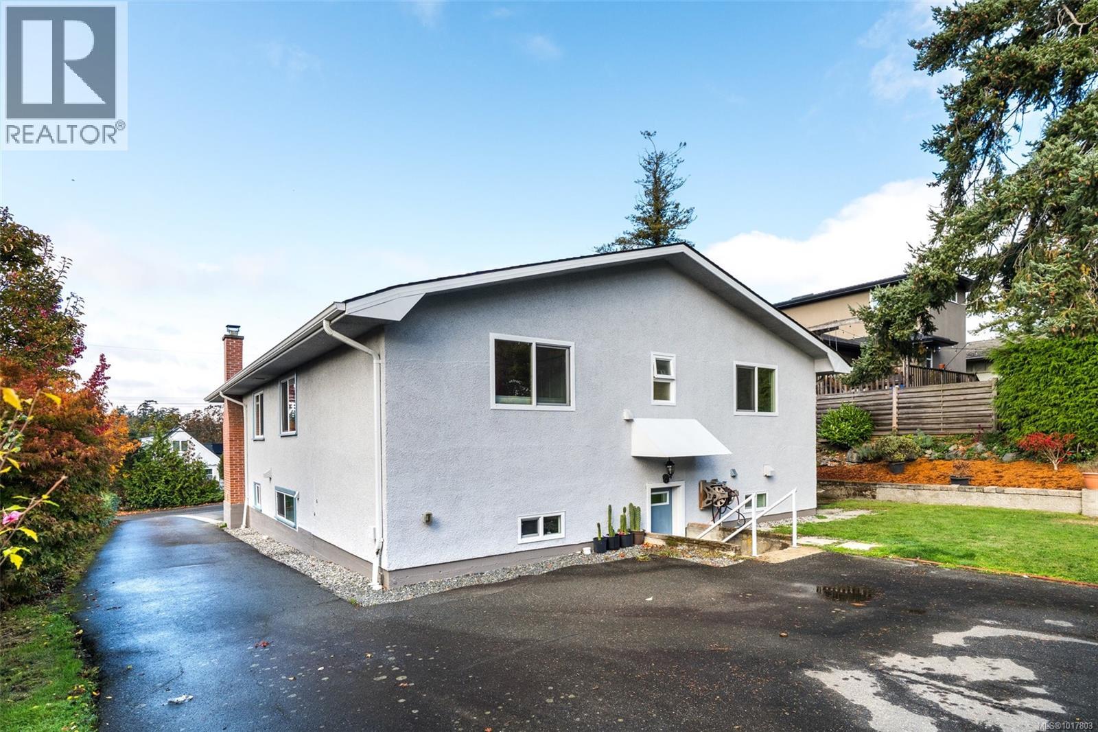  2783 Murray Drive, Saanich