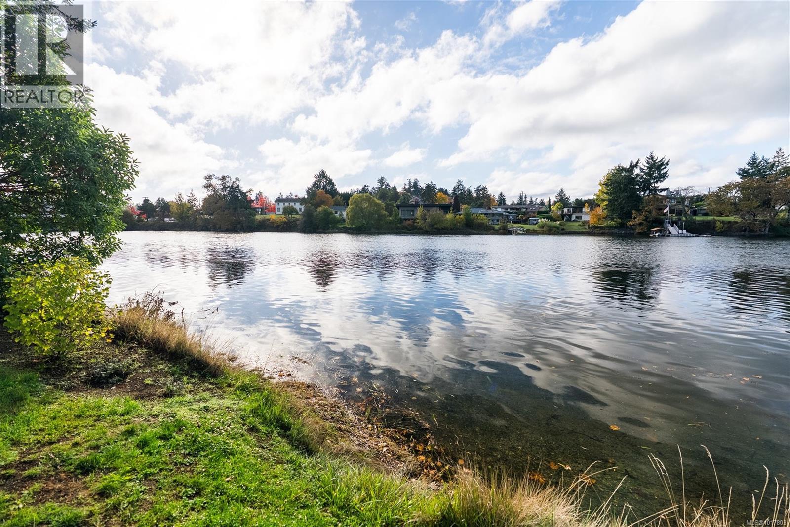  2783 Murray Drive, Saanich