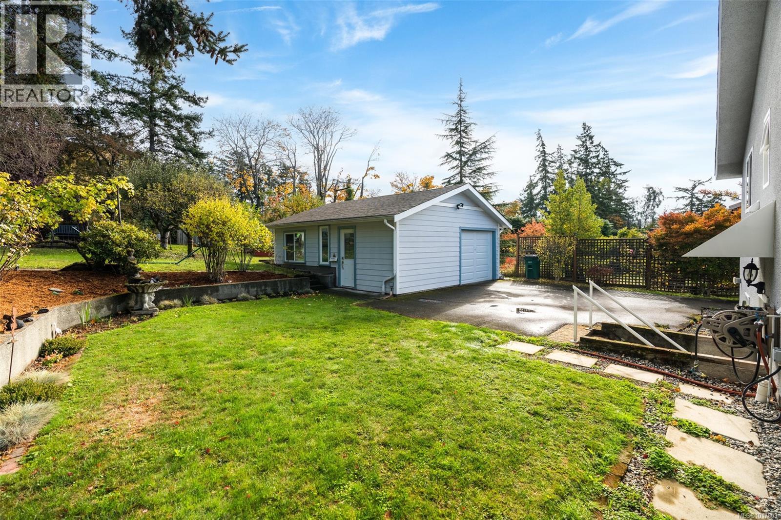  2783 Murray Drive, Saanich