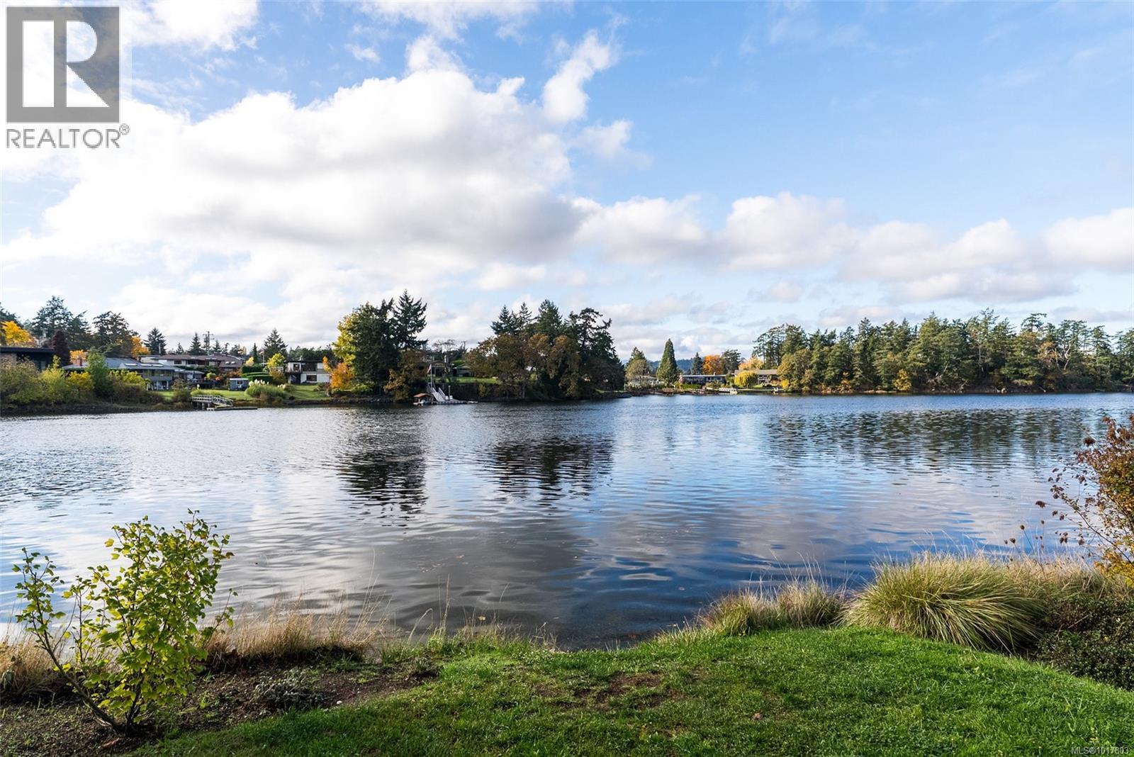  2783 Murray Drive, Saanich