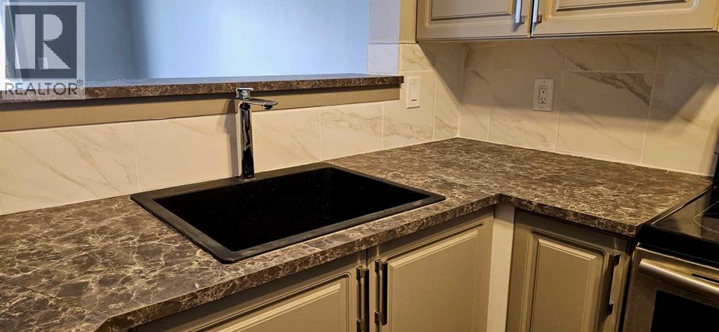 Single Family House for Sale in   Citadel Meadow Point NW Citadel Calgary 