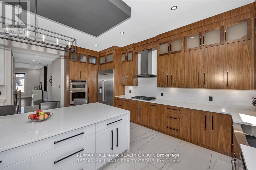 595 SHOREWAY DRIVE - 22