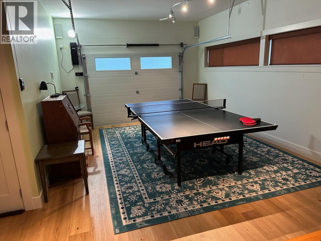 1087 MADELEY PLACE, Whistler