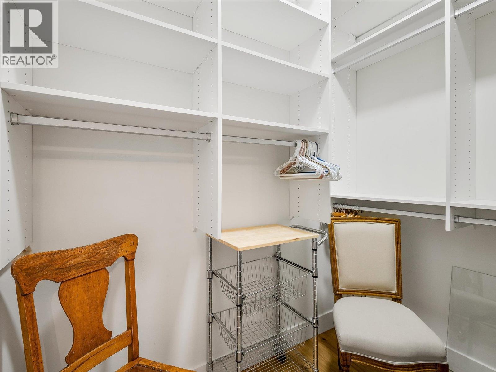 1087 MADELEY PLACE, Whistler