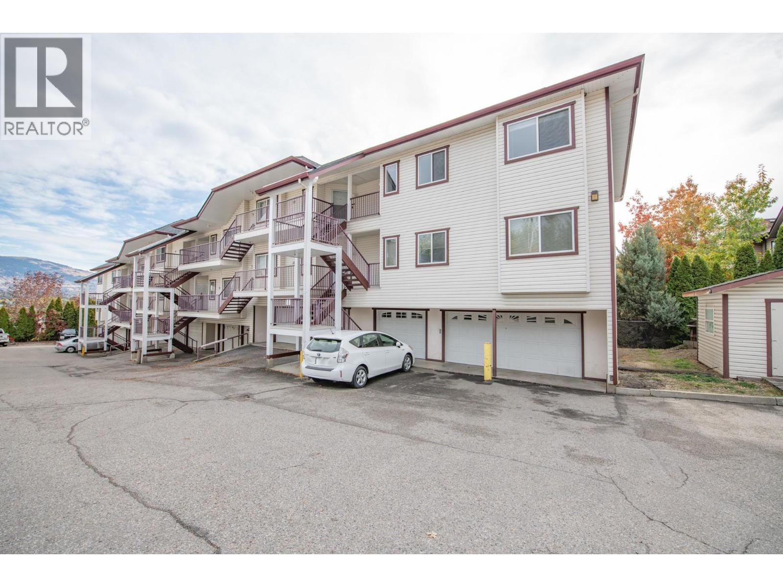 15 4800 Heritage Drive, Vernon