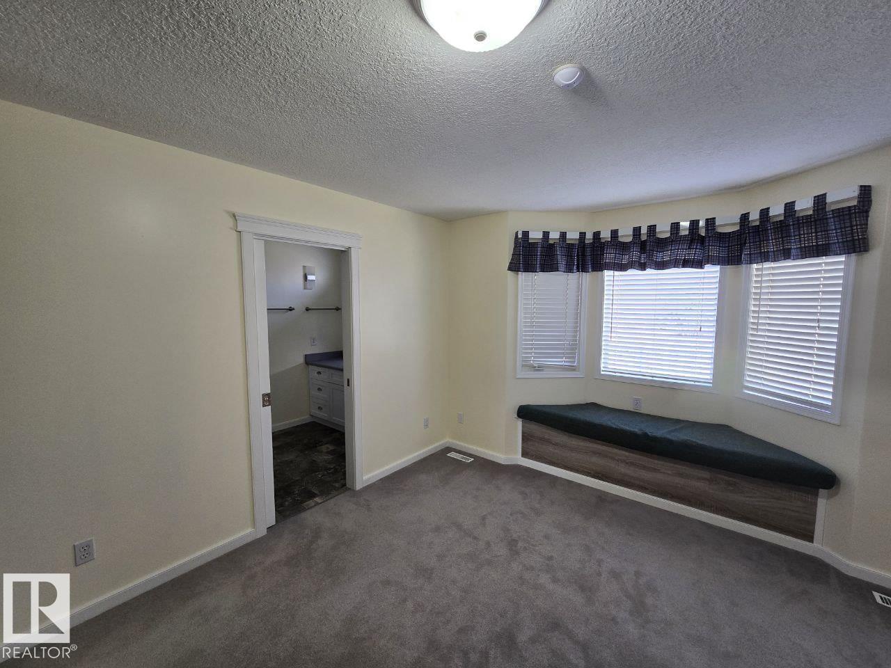 13904 162 AV NW, Edmonton