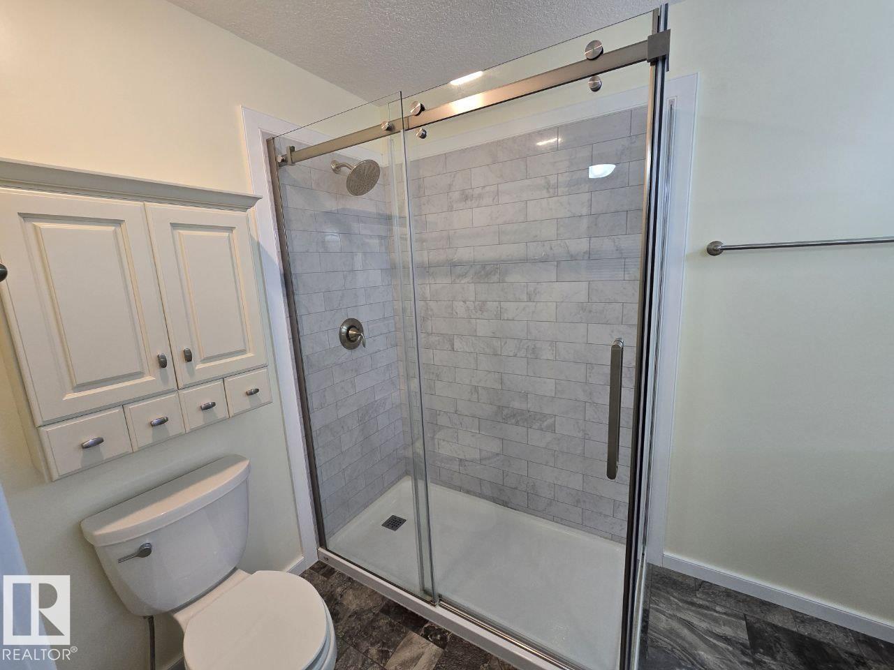 13904 162 AV NW, Edmonton