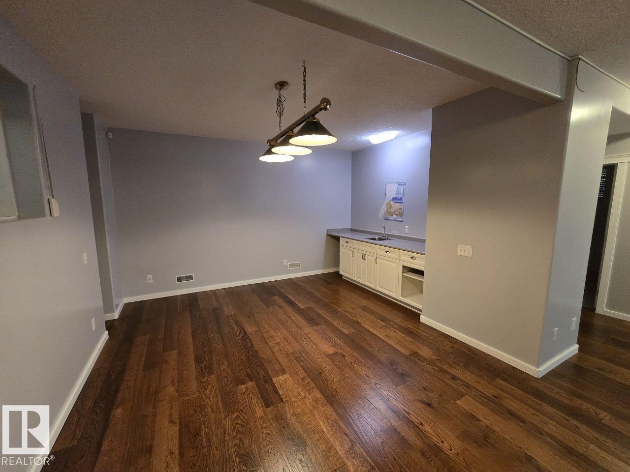 13904 162 AV NW, Edmonton