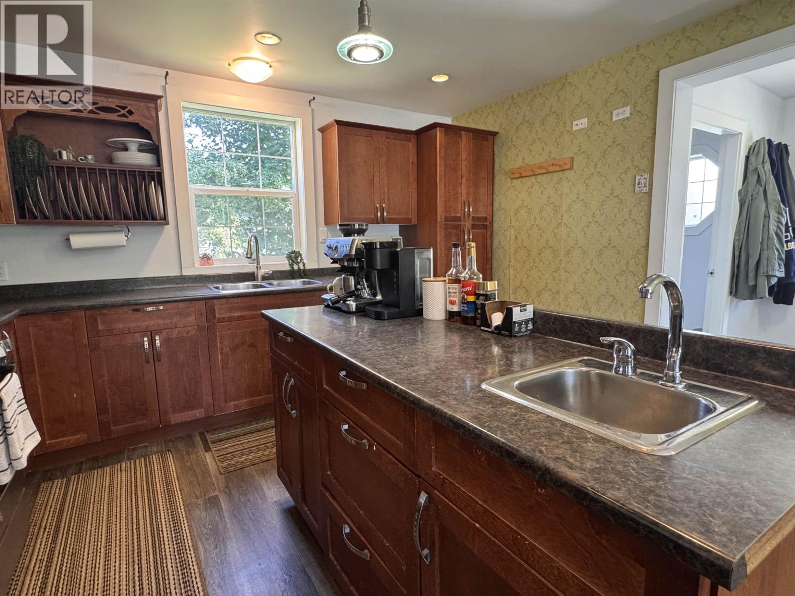 2630 CLARK Street, Terrace