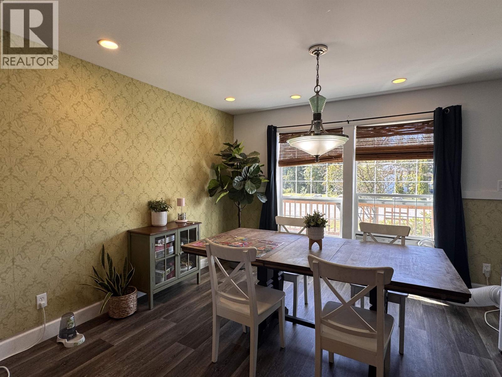 2630 CLARK Street, Terrace