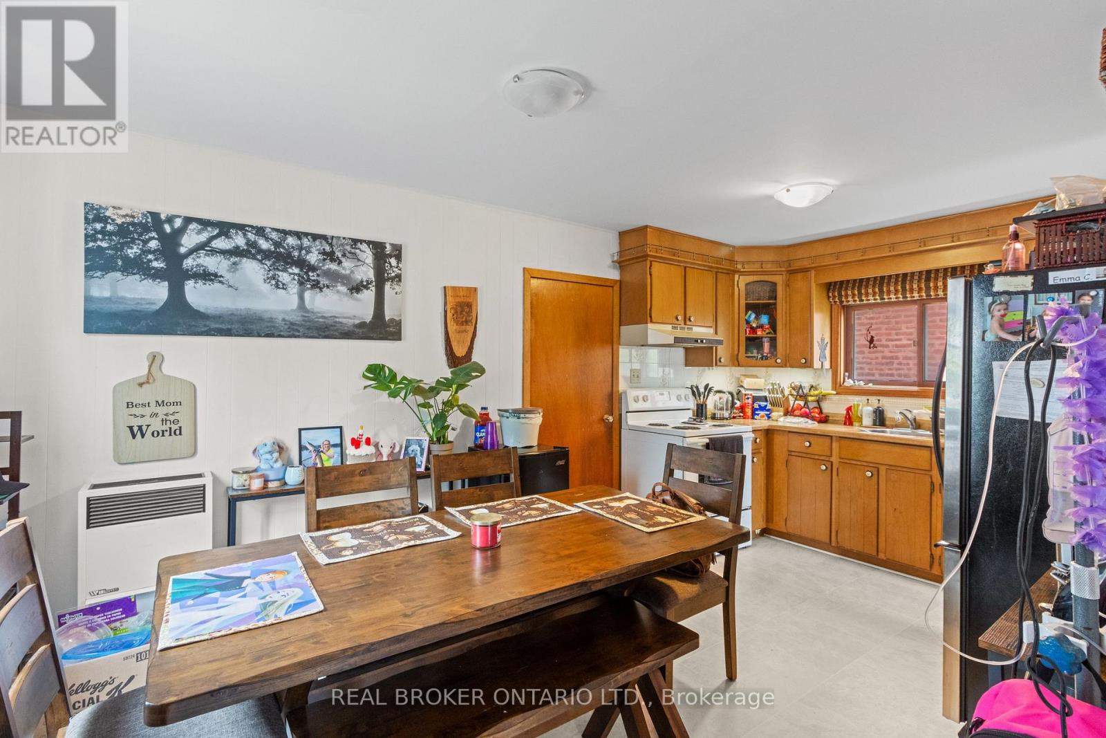 1323 2ND AVENUE W - 11