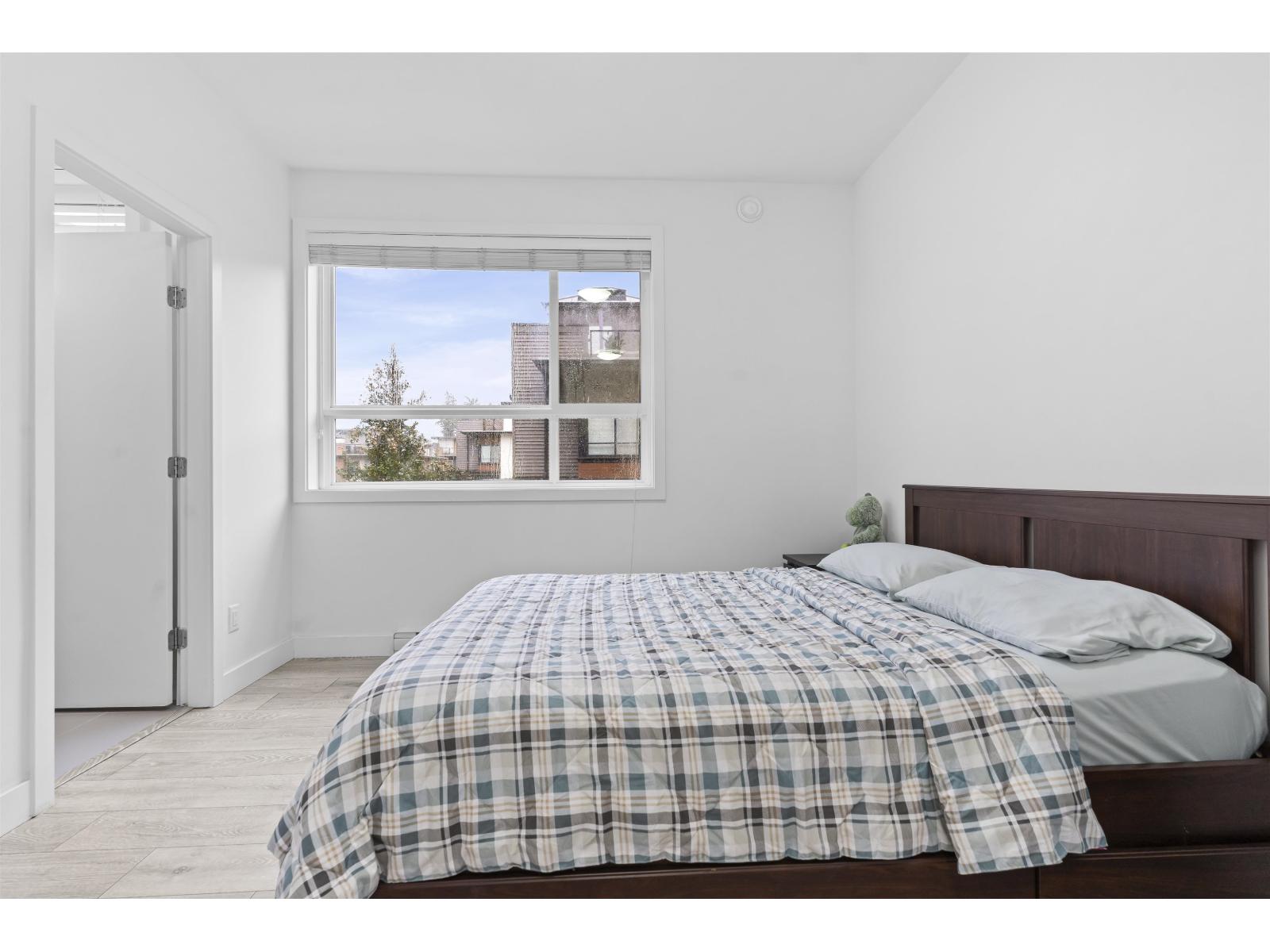 306 7809 209 STREET, Langley