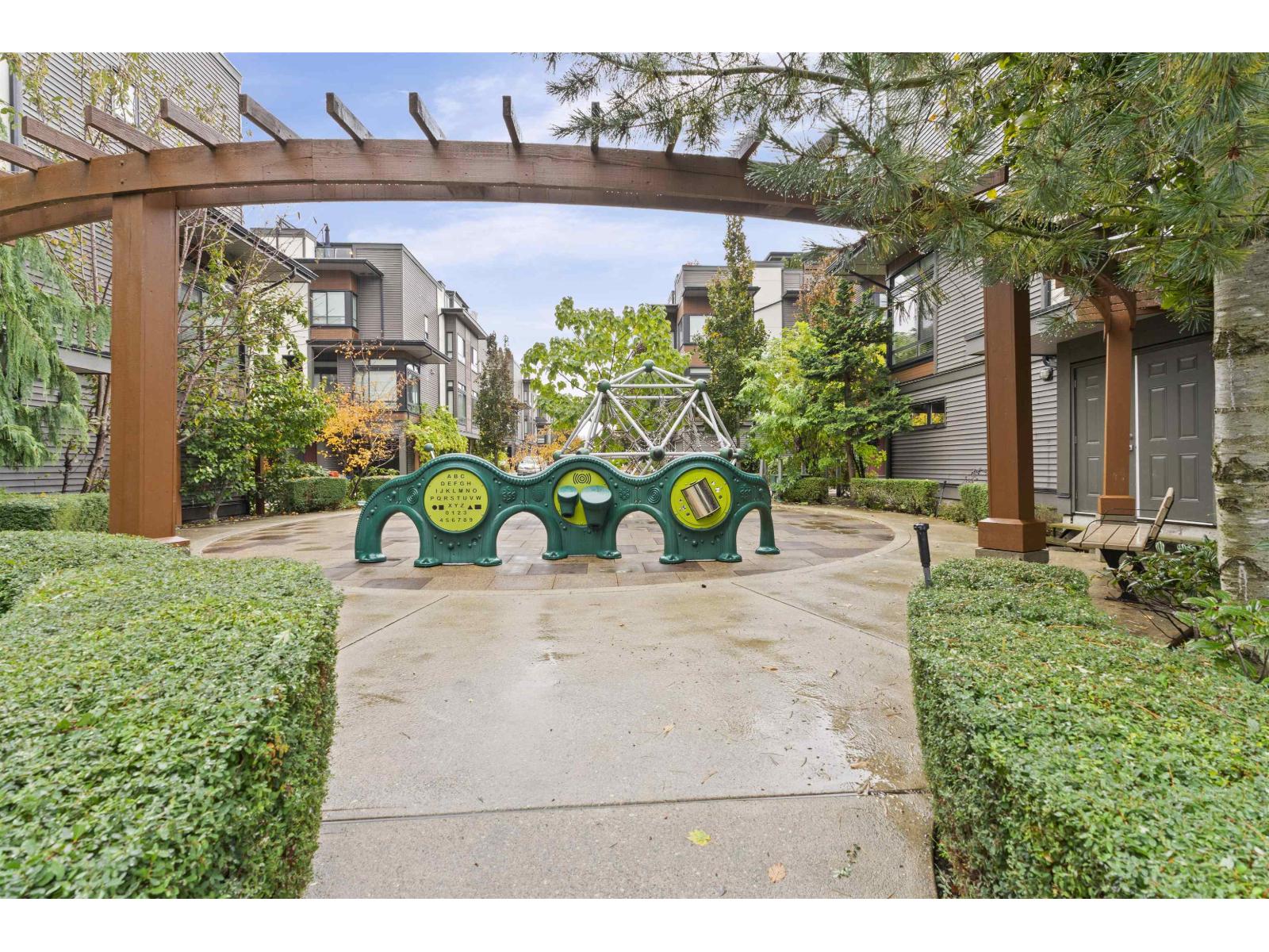 306 7809 209 STREET, Langley