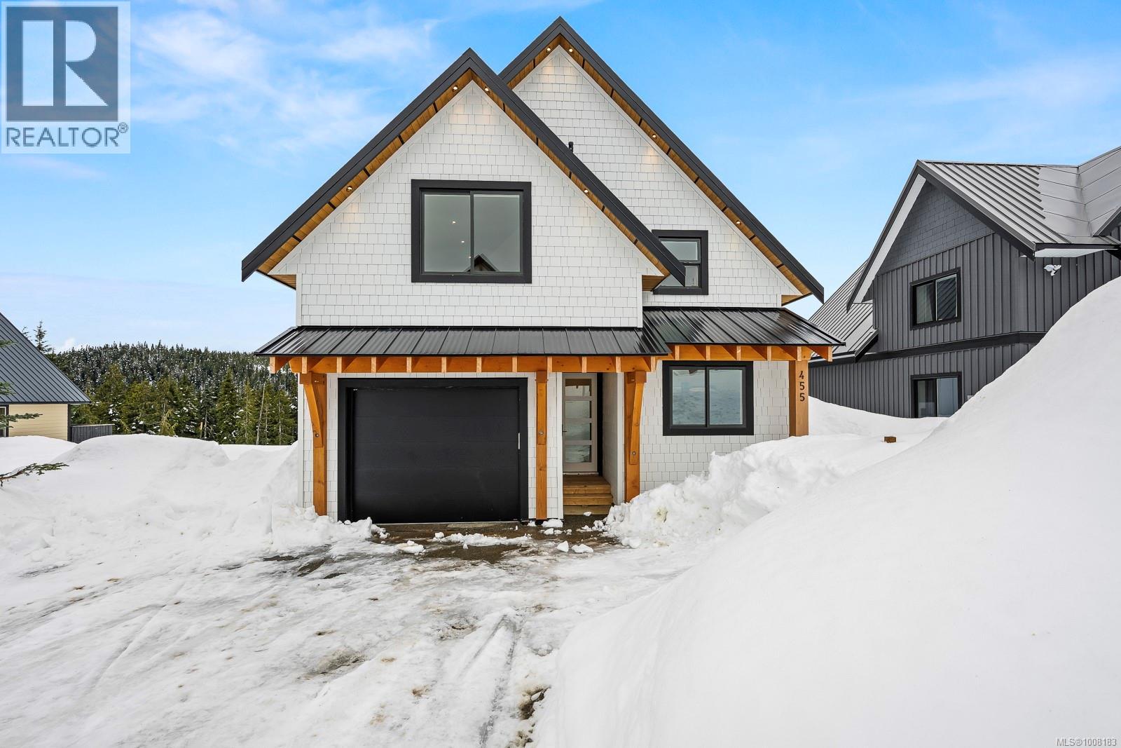 455 ARROWSMITH Ridge, Courtenay