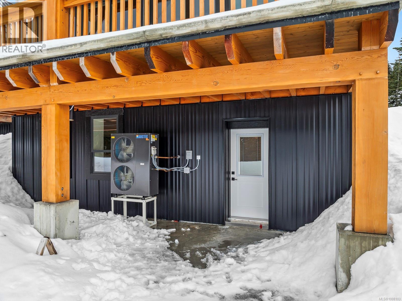 455 ARROWSMITH Ridge, Courtenay