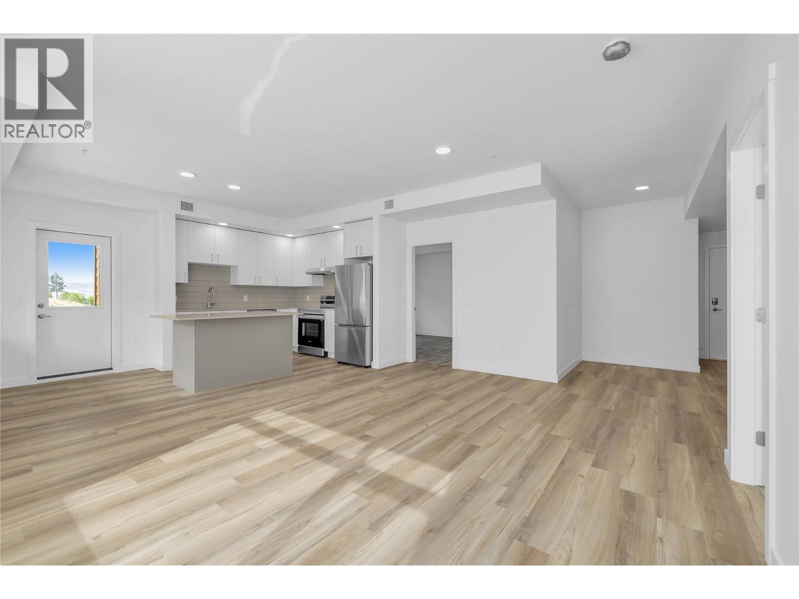 118 1057 Frost Road, Kelowna