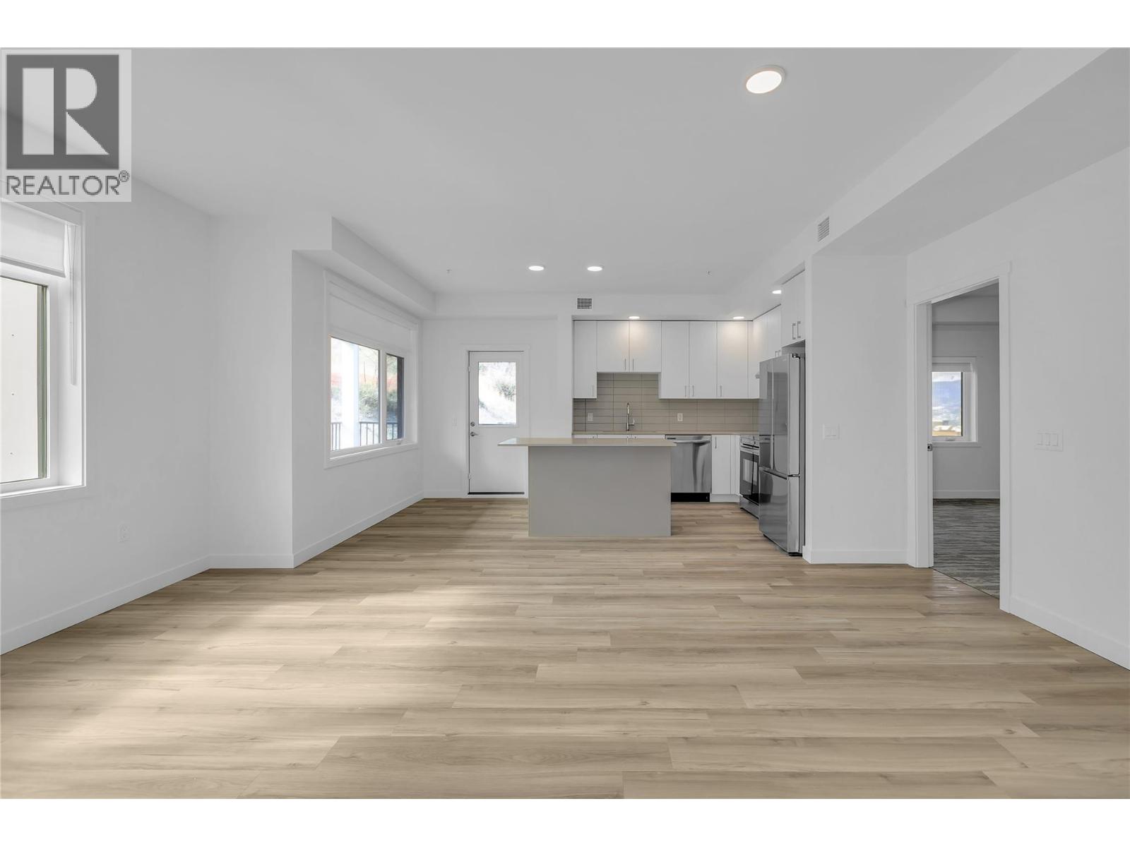 118 1057 Frost Road, Kelowna