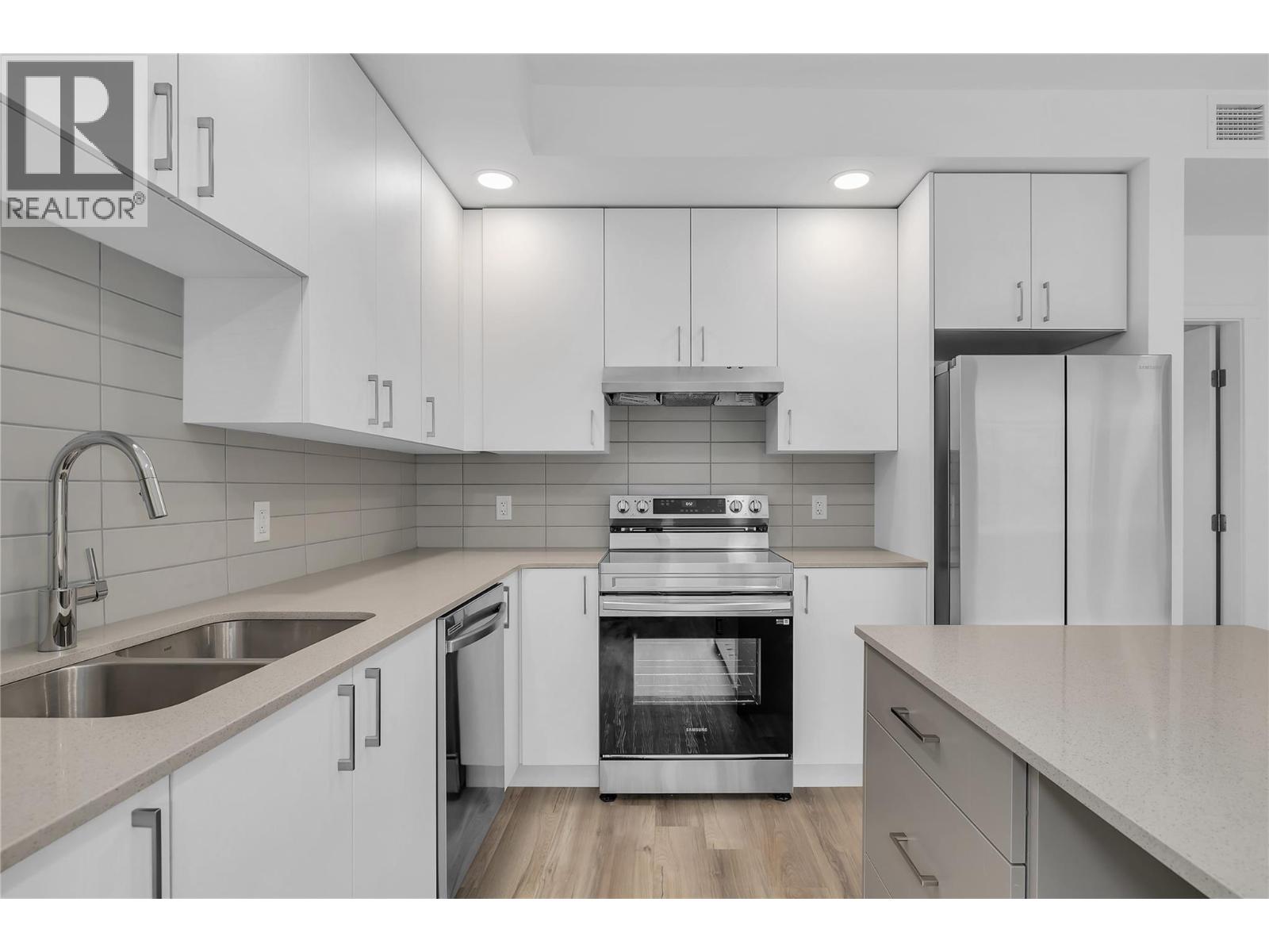 118 1057 Frost Road, Kelowna