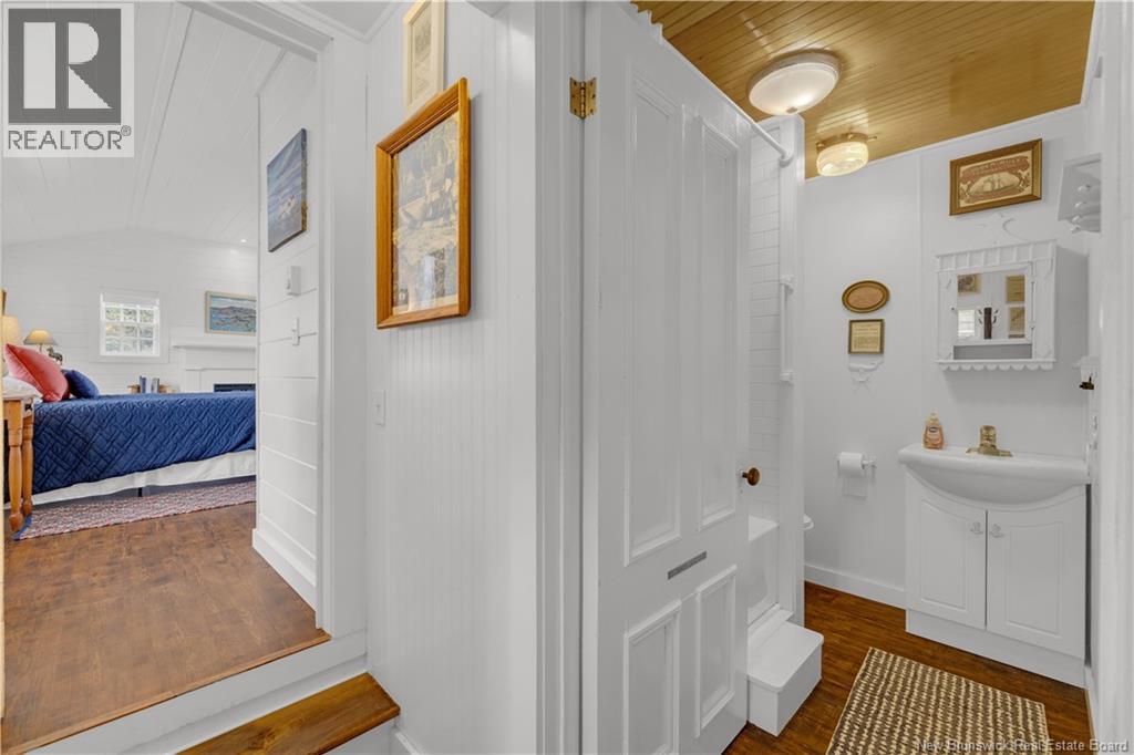29 Lighthouse Road - 11