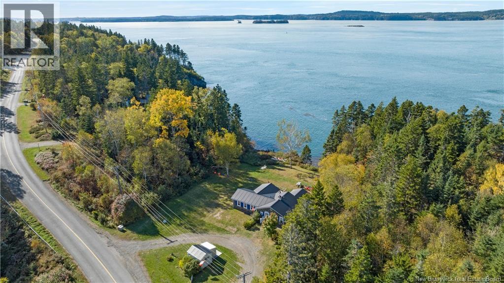 29 Lighthouse Road - 44
