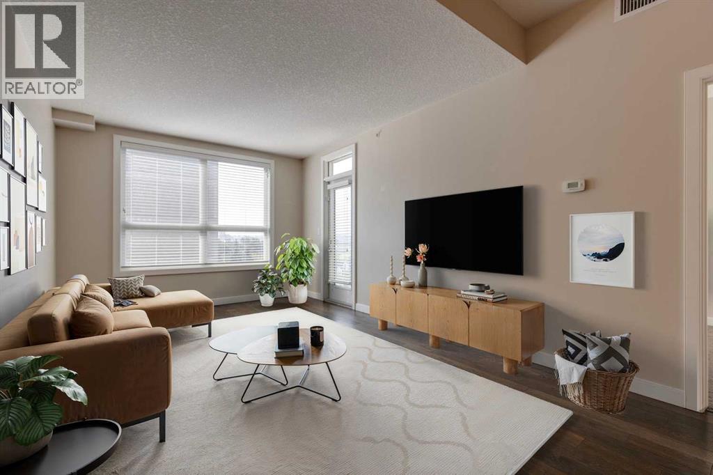 Single Family House for Sale in    Avenue NW Hillhurst Calgary 