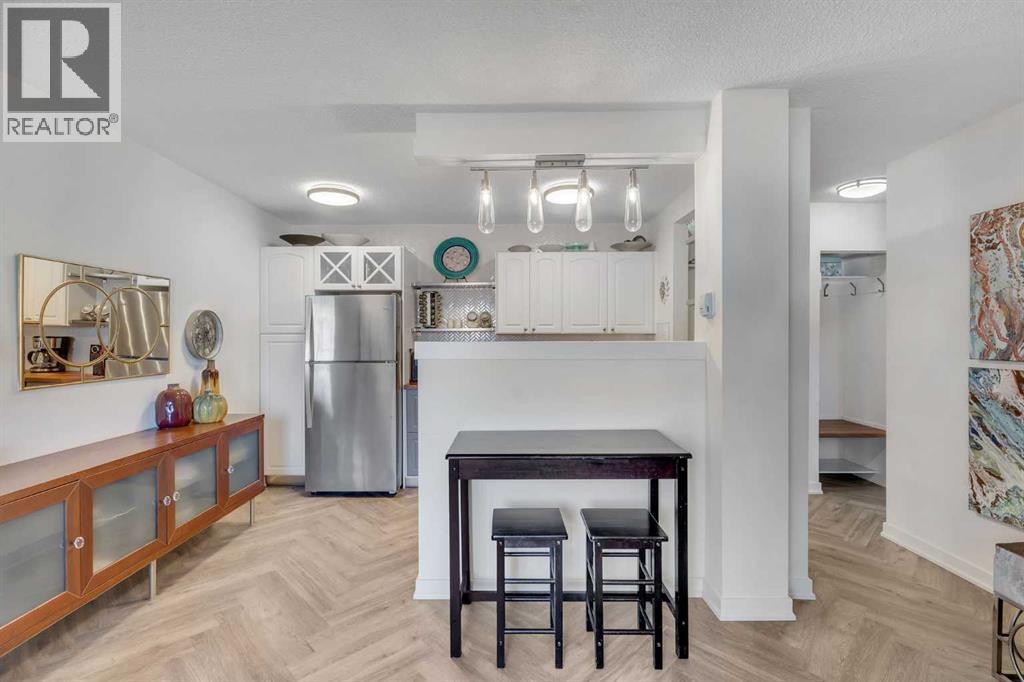 Single Family House for Sale in    Avenue SW Sunalta Calgary 