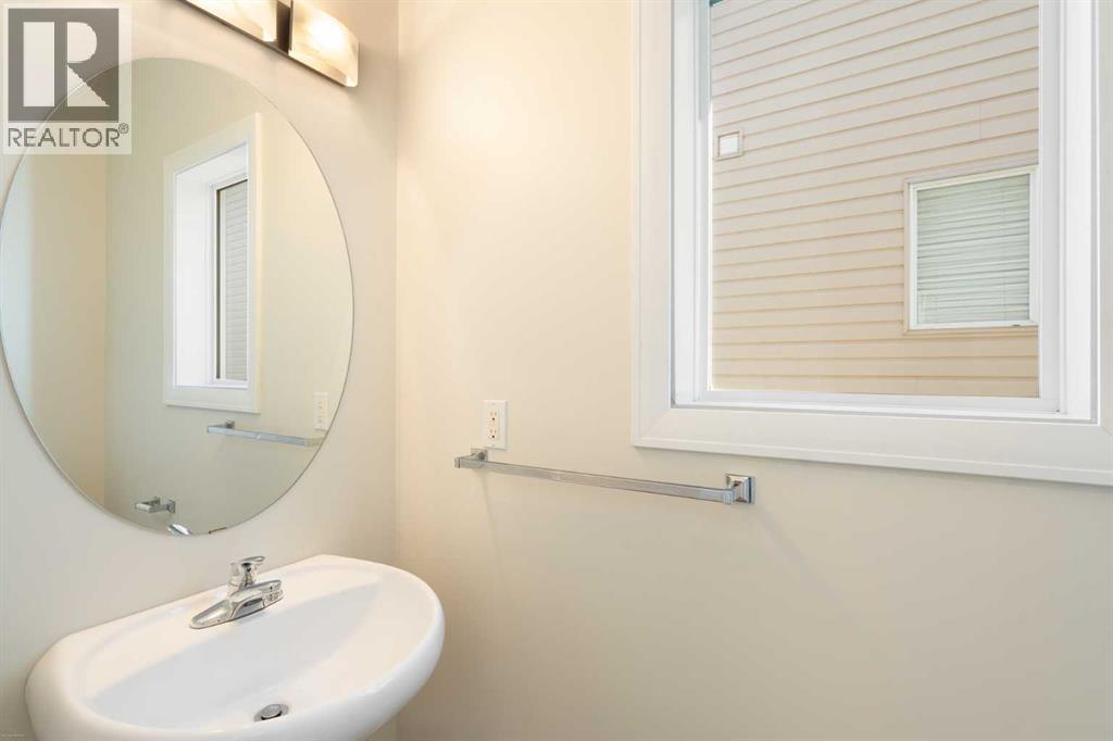 Single Family House for Sale in  Tuscany Ridge Heights NW Tuscany Calgary 