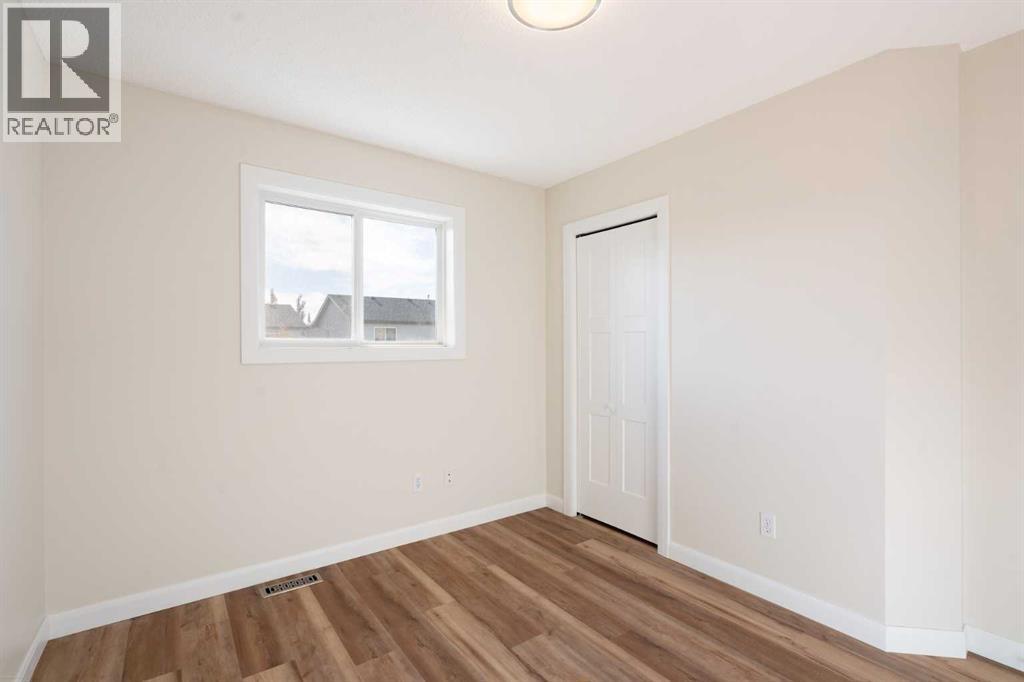 Single Family House for Sale in  Tuscany Ridge Heights NW Tuscany Calgary 