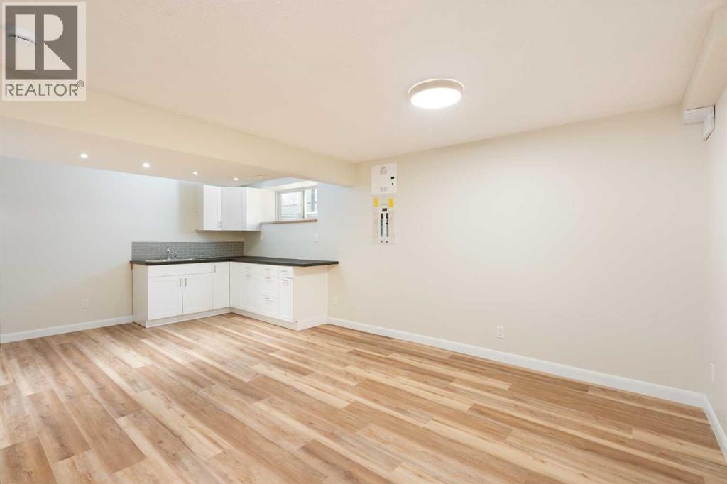 Single Family House for Sale in  Tuscany Ridge Heights NW Tuscany Calgary 