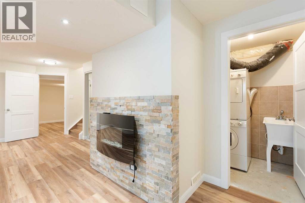 Single Family House for Sale in  Tuscany Ridge Heights NW Tuscany Calgary 