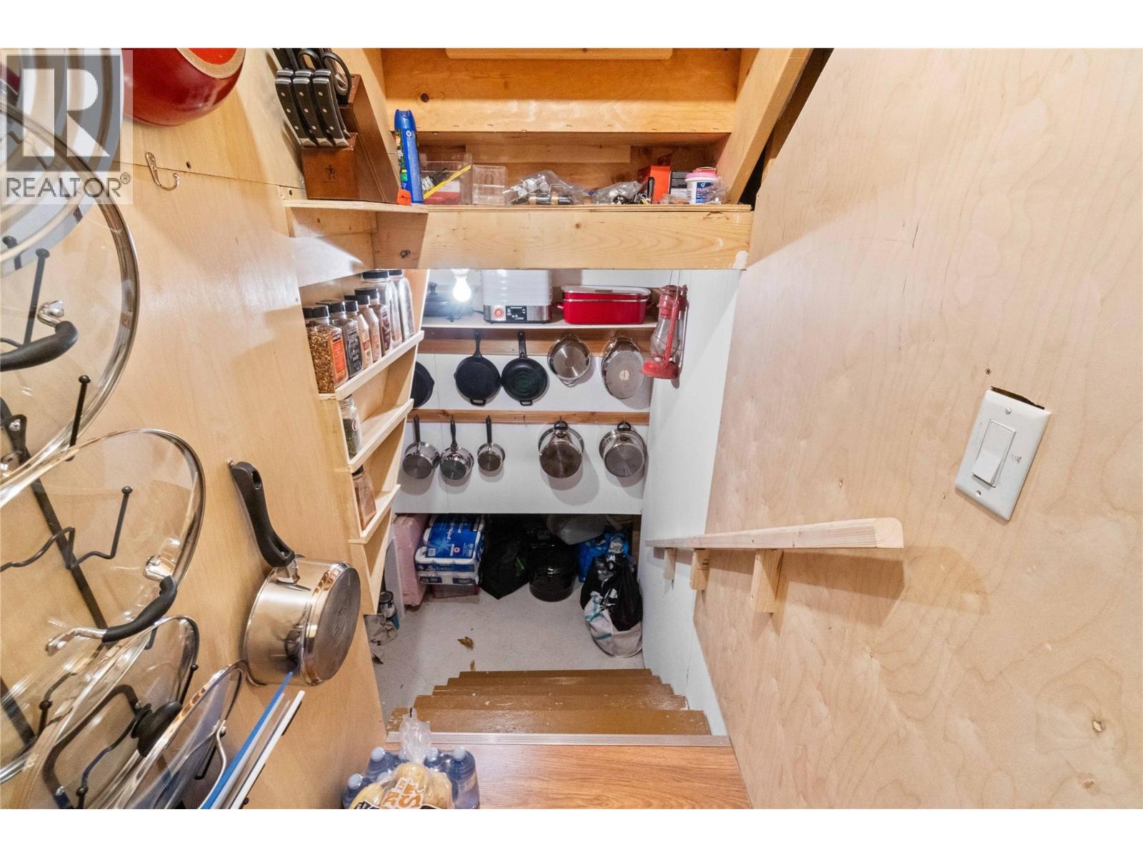 124 222 Martin Street, Sicamous