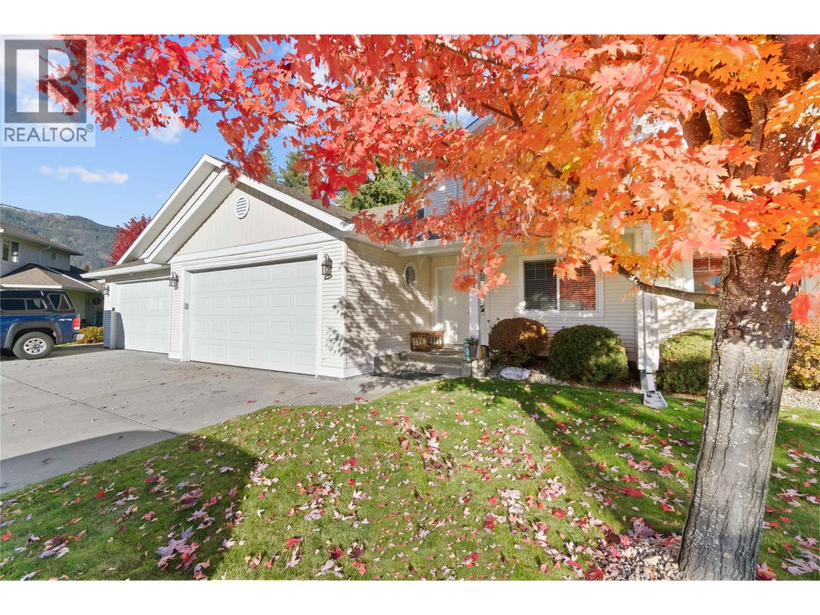 124 222 Martin Street, Sicamous