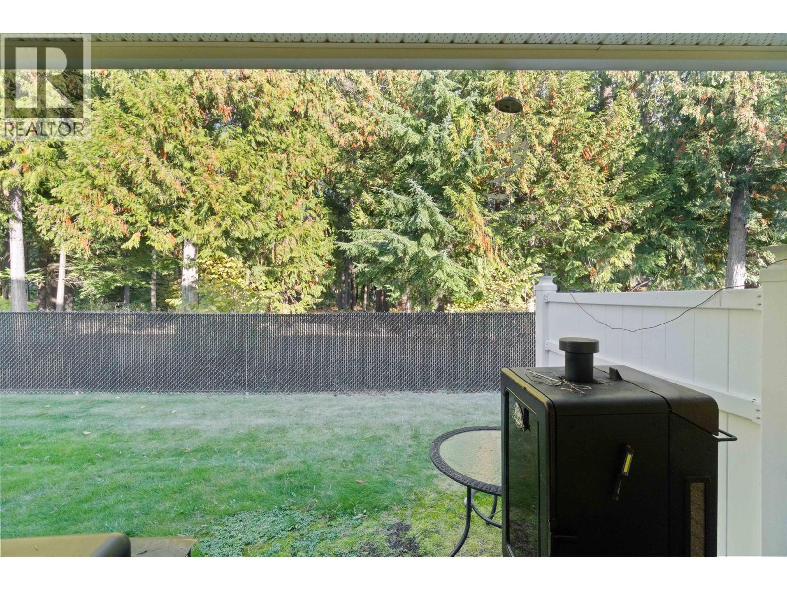 124 222 Martin Street, Sicamous