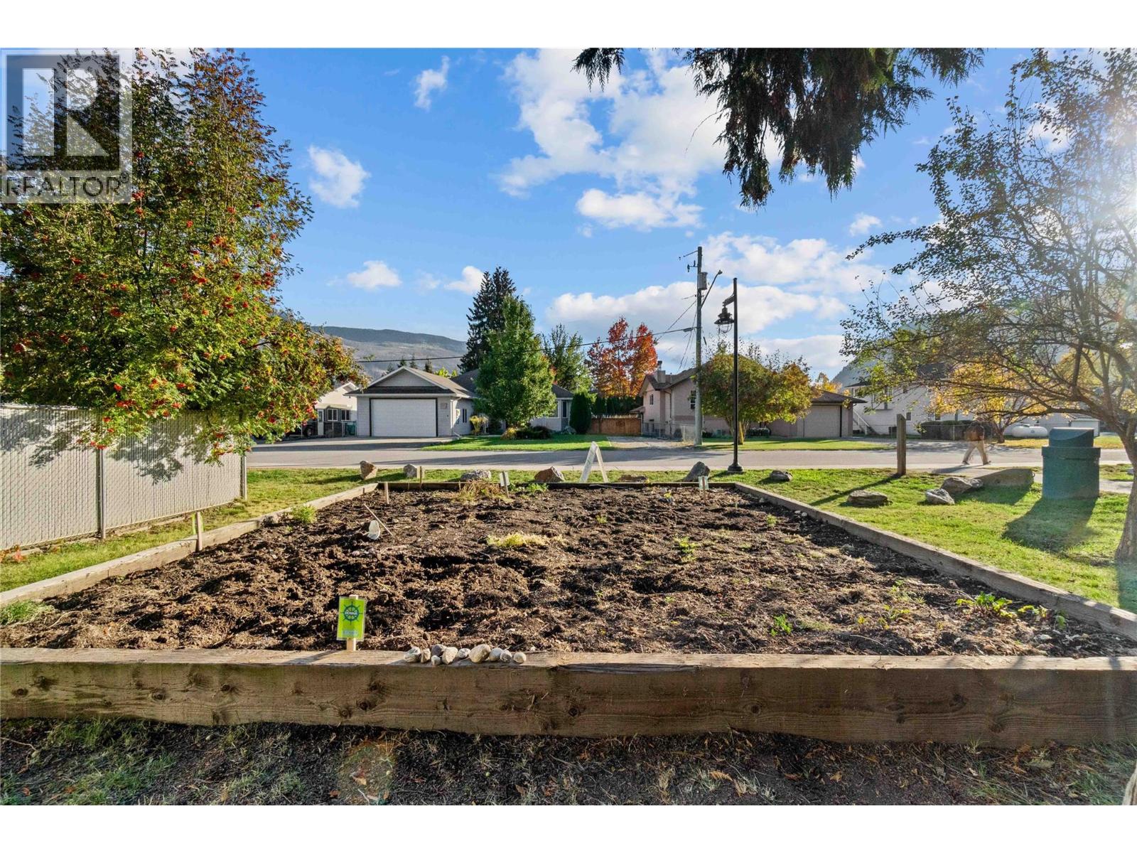 124 222 Martin Street, Sicamous