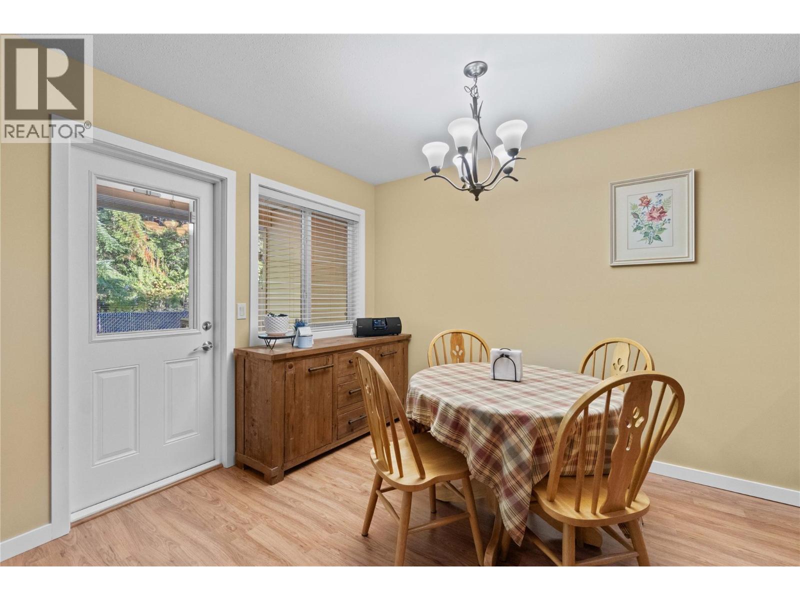 124 222 Martin Street, Sicamous