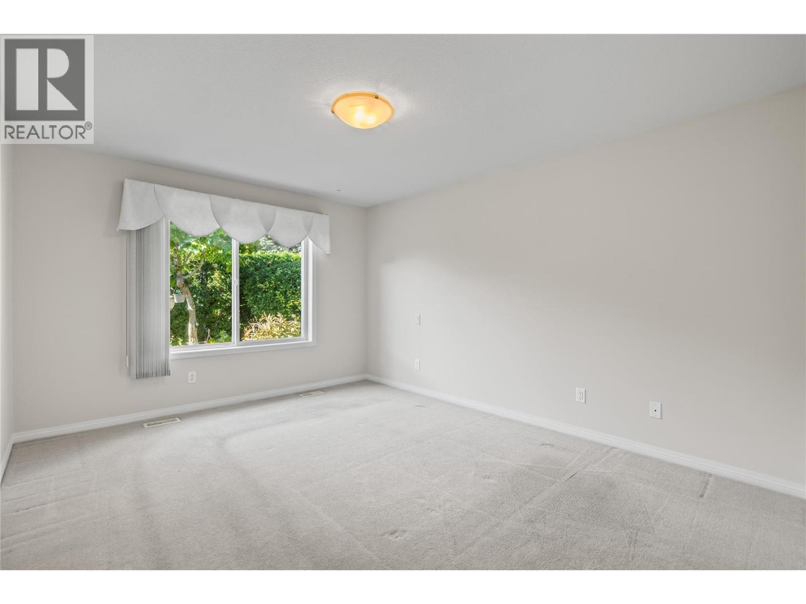 104 1188 Houghton Road, Kelowna